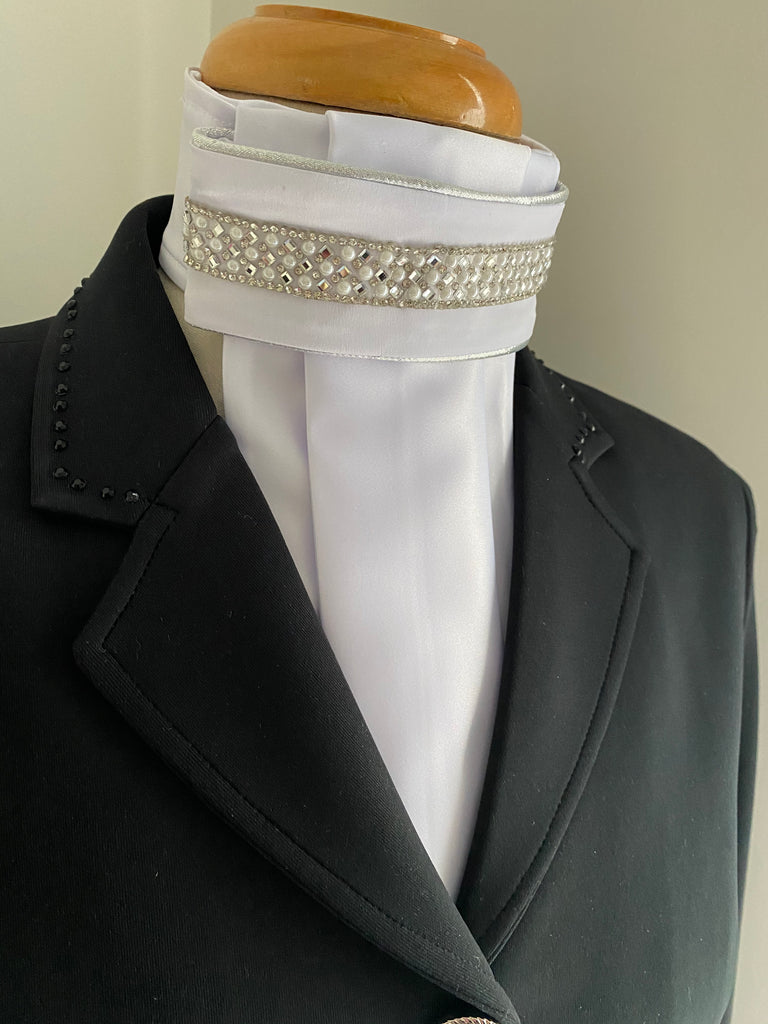 HHD Dressage Euro Stock Tie ‘Hailey’ Silver & Peals – Heavenly Horse ...