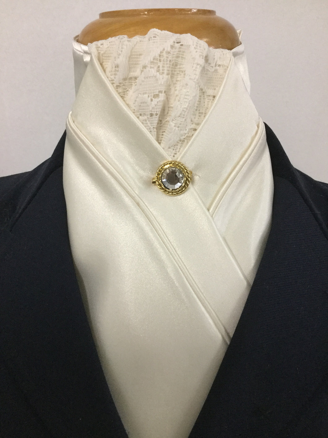 HHD Cream Satin & Vintage Lace Pretied Stock Tie – Heavenly Horse Designs